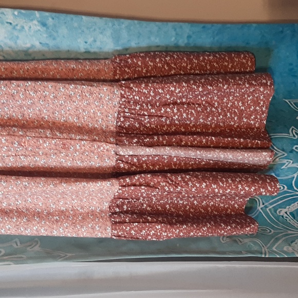 ⭐ HOST PICK ⭐ Boho three color tiered midi dress - Picture 3 of 4